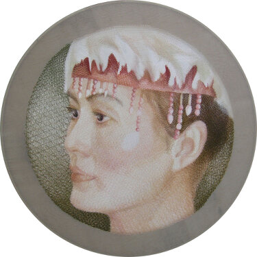2010 - yarn on organza - d 66 cm